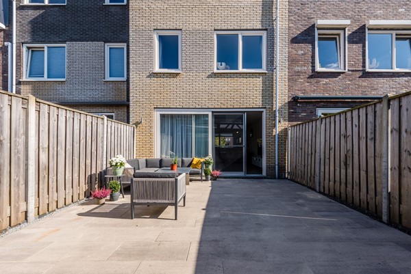 Medium property photo - Wimpelplantsoen 227, 1319 ED Almere